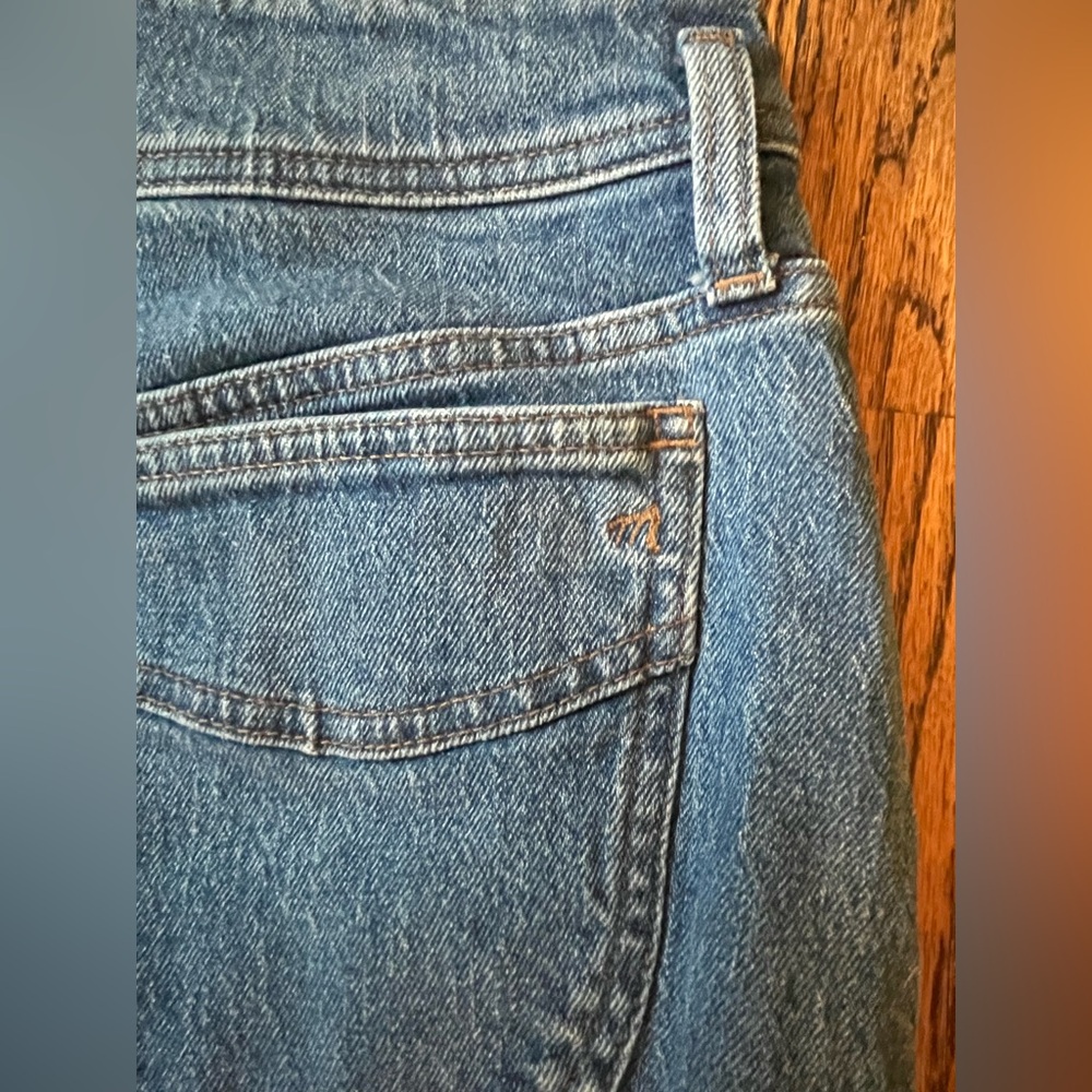 Madewell Denim High-Waist Midi Column Skirt in holton wash.  Size 27 - Picture 9 of 9